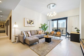 Extravagant 3BR + kid's room w/ Burj Khalifa view